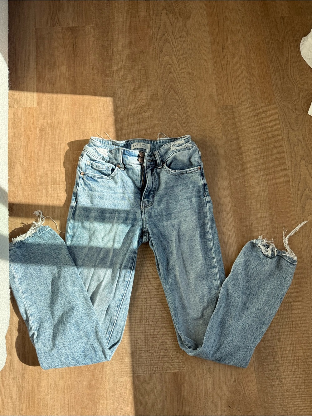 womens billie distressed buckle jeans